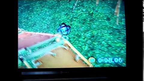 Crash Bandicoot"The Wrath of Cortex".Time Trial.Weird glitch.