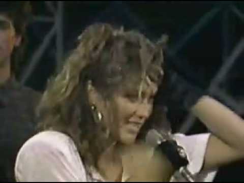Thalia y Paulina Rubio -Me estoy volviendo loca