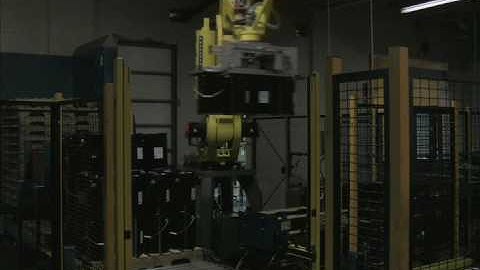 PASCO Robot - 5 Gallon Metal Pails.wmv