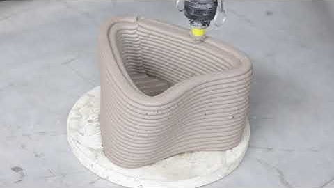 Clay 3D printing in big dimension with Delta WASP 3MT Industrial 4.0 LDM