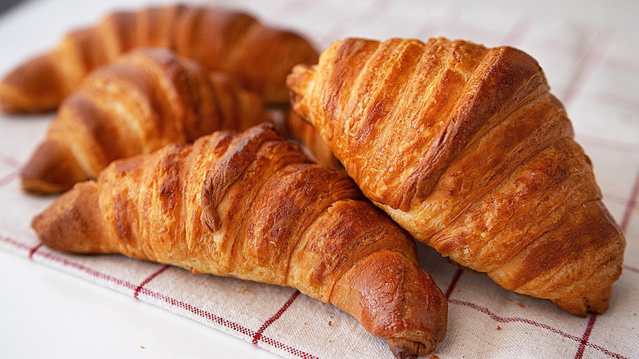 Easy Croissant Recipe: This way is so much easier!