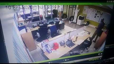 Man caught on CCTV footage stealing a laptop in Westlands  Nairobi Kenya (2)