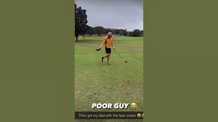 Prank dad with fake snake in golf ground #prank