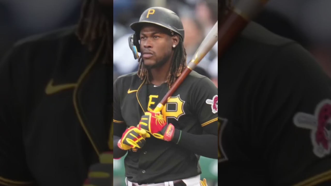 Pirates SS Oneil Cruz fractures ankle in home plate collision