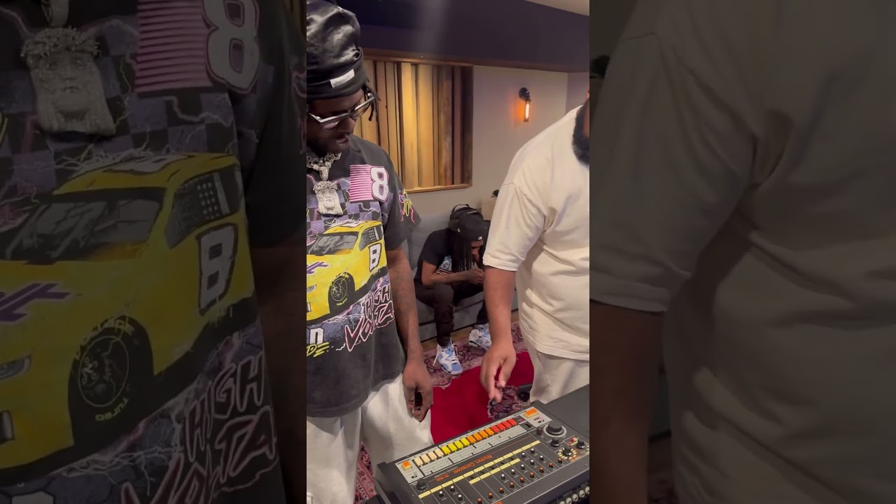Chief Keef being taught how to make beats from The Legendary Traxter 