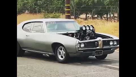 Angry Blown Pontiac Tempest