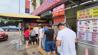 Street Roast Pork Master Who Only Sells for 3-Hours in the Noon time? - Malaysia Street food