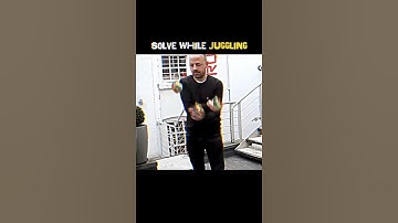 Fastest 3 cube Solve While Juggling ❗️💀 #rubikscube #shorts