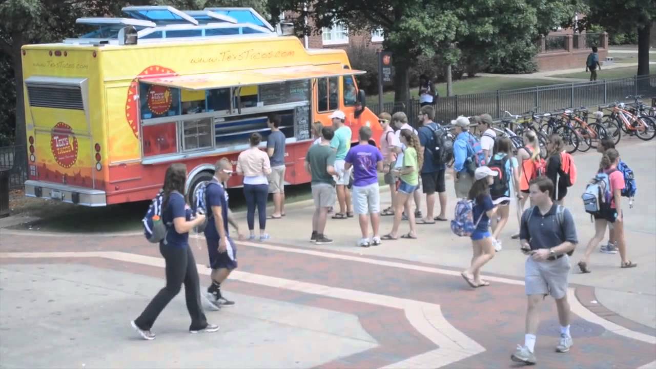 On Campus Dining At Auburn University Youtube