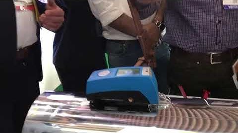 Lars Lieb from Daetwyler SwissTec presenting RZ test