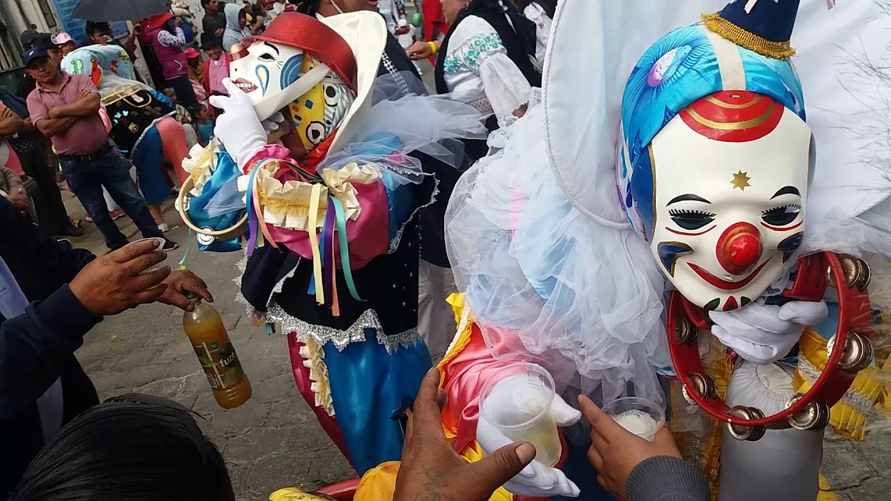 Fiestas en Pomasqui. Señor del árbol  ((Entradas a los priostes))