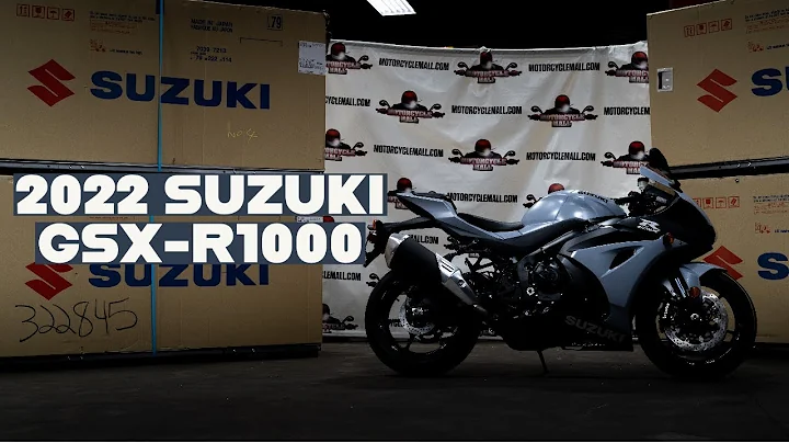 UNBOXING - 2022 Suzuki GSX-R1000