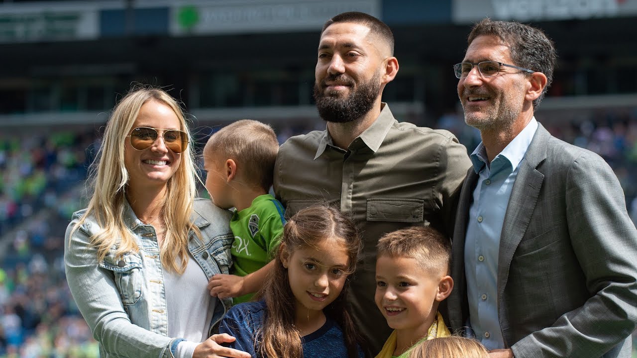 Clint Dempsey is honored at CenturyLink Field following retirement