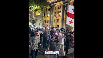 ონლაინმედიების მხარდამჭერი მარში სინათლე არ უნდა ჩაქრეს 