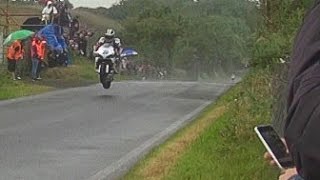 . Very . Fast . Wet . Jump . ✔ 240-Kmh/150-Mph Armoy Road Races - N.ireland ♣