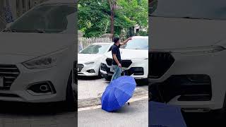 He Couldn’t Escape Without His Car #KindManGlobal #PublicSafety #RobberyAwareness