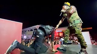 Elephant Man Get Mad N Fling A Man Off Stage N Den Diss Up Tony Matterhorn, Yush, Dream Wknd Live