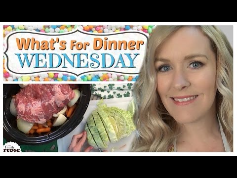 How to make CORNED BEEF and CABBAGE in the Slow Cooker || w/ Apple & Brown Sugar