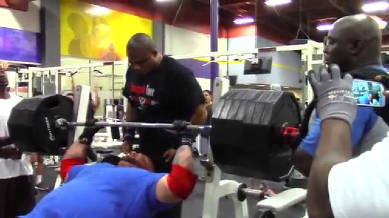 Da Real Hulk Smash Raw 675lbs Record Incline Youtube