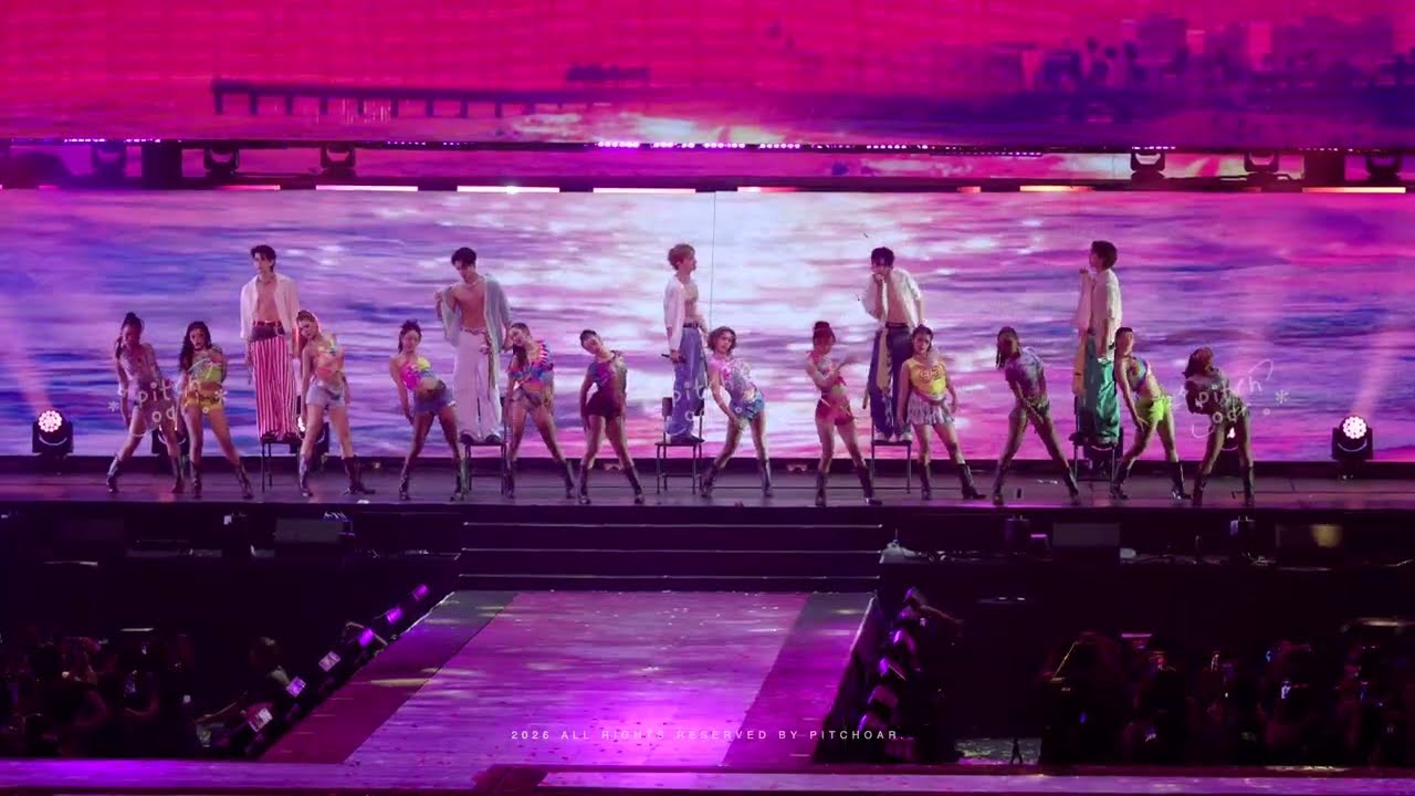 [4K] Krist Nut Tui Santa Barcode - Pattaya #RISERCONCERTD3