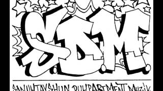 S.D.M. Ft. Yapos - SHUT UP!!!