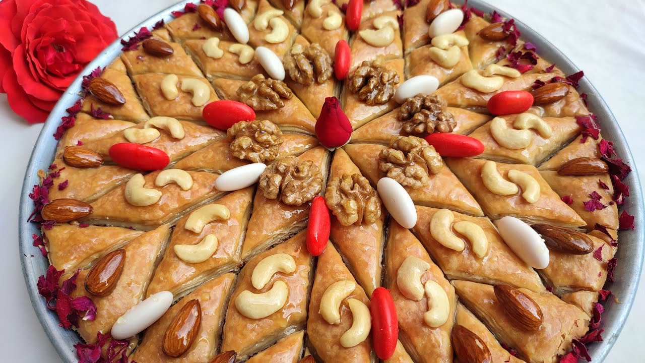 بقلاوة عروسة بالطبع والشان تحمر الوجه 😍 مع كل الاسرار لنجاح البقلاوة✅رح تولي محترفة بقلاوة💯👉