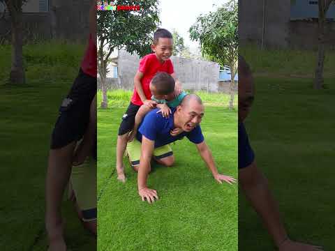 BiBoBen #Shorts | Happiness is simply playing with dad 😍 | Hạnh phúc đơn giản là được chơi cùng bố 😍