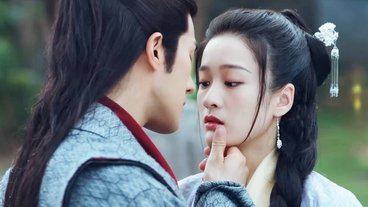 【MULTI SUB】灰姑娘卸下防備之時王爺趁虛而入，直接霸道一吻奪取芳心！