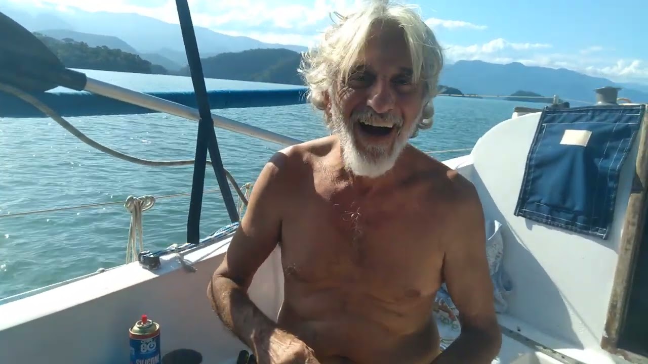 Chupa Mercury!! Consertamos o Motor do Bote!! Vida a Bordo