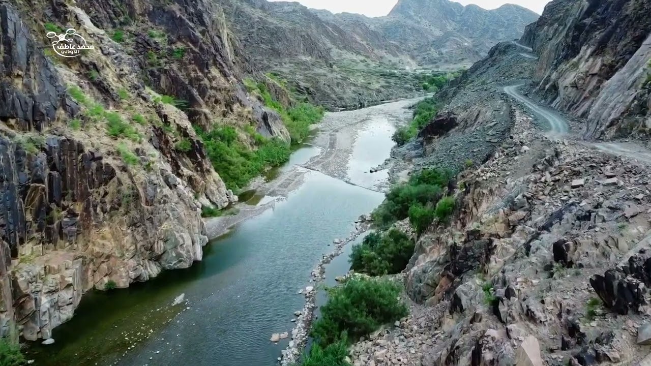 بوابة يافع الغربية ووادي بناء أسفل تثأمة