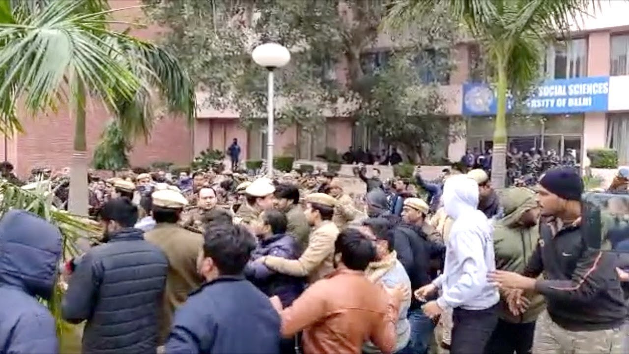 Students protest against police action at  Delhi University, North Campus