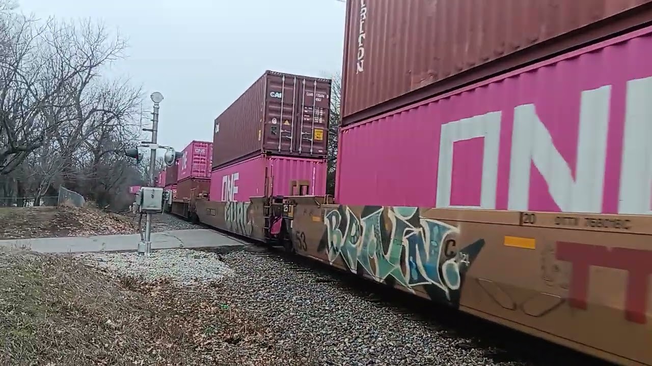 Union Pacific 5938 leading double stack train in train 2 is missouri northern Arkansas =mna cab 4414