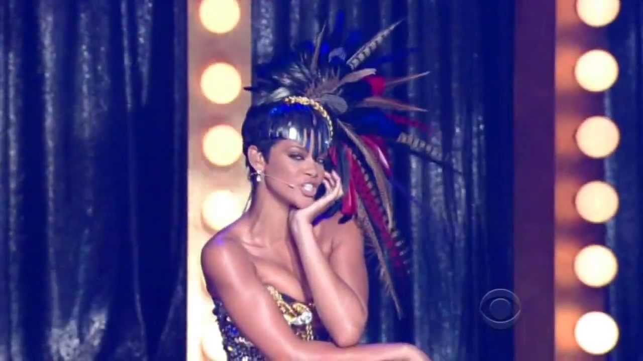 Rihanna Sexiest Live Performance Ever More Than Miley Cyrus Twerking VMA  2013 - YouTube