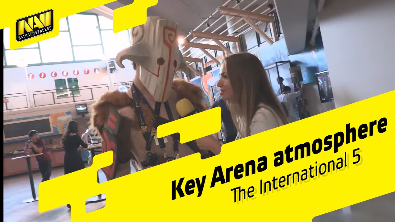 Key Arena atmosphere @ The International 5 (ENG SUBS!)
