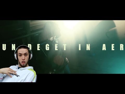 Un Deget in Aer