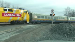 VIA #62/ F40PH-3#6414, P42DC#908,#910 / MILE 296.22: