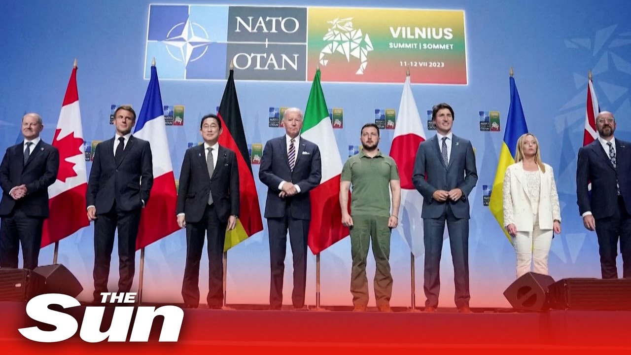 NATO allies offer Ukraine security assurances - YouTube