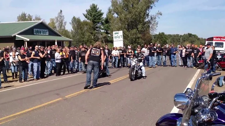 Buell XB12s lightning street race vs Harley VROD