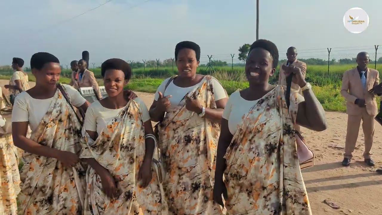 Urugendo rwa chorale ya mbere Gikungu igiye mw'Ishengero rya Pentecôte Kajaga.