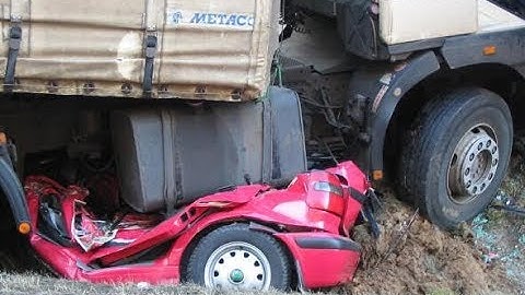 How To Not Drive Your Car on Russian Roads 2018.