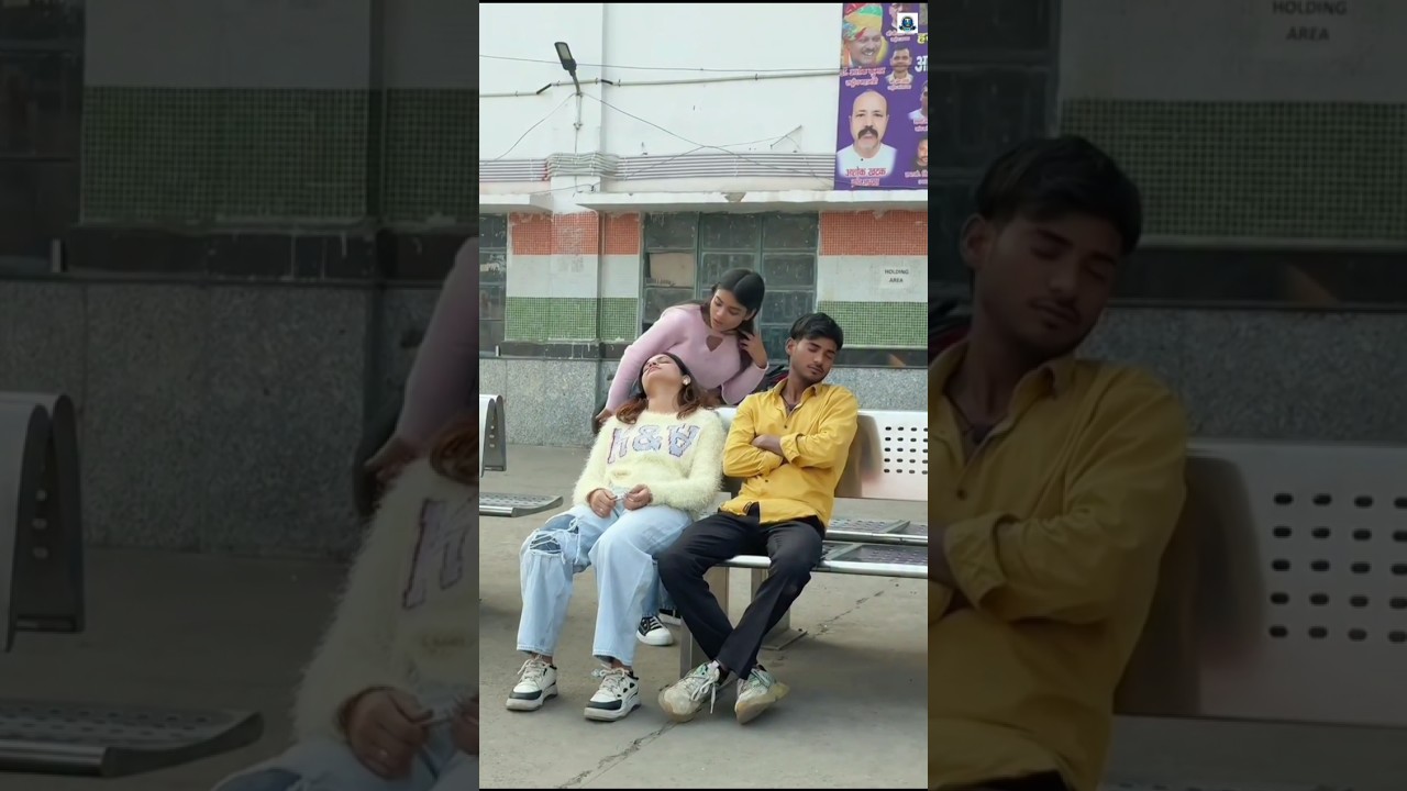 🤭 Lajawab 👌 prank 🤭 kissing 😘 prank 🤭 Lajawab 👌 comedy ||