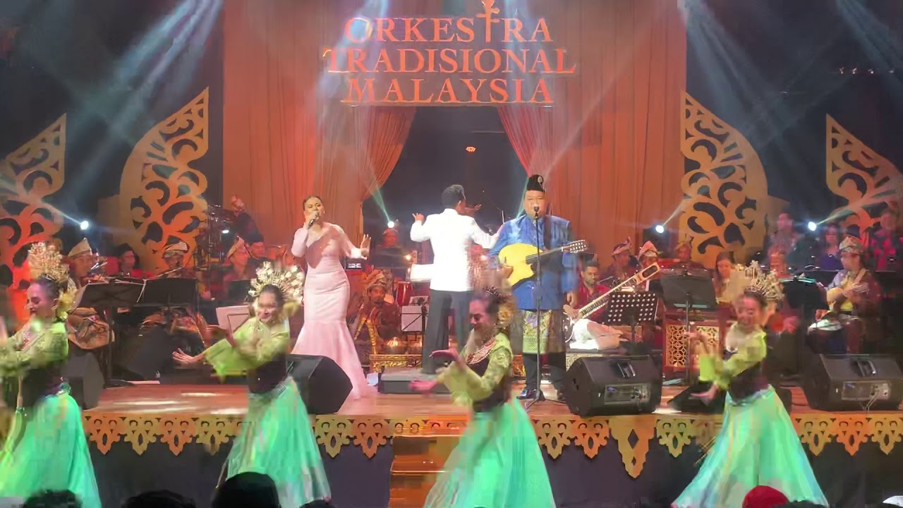 Asmidar ft Roger - Laksamana Raja Di Laut (Live @ Balik Pulau, Penang)