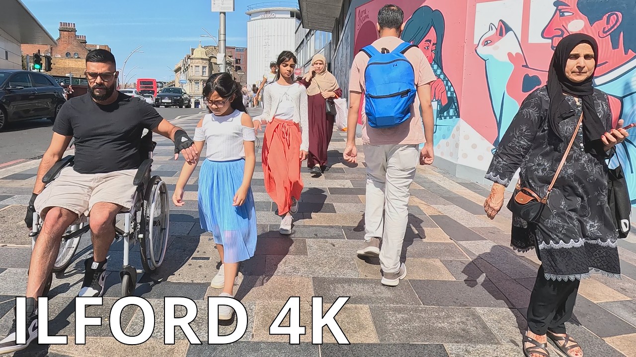 ILFORD HIGH RD, CRANBROOK RD, Town Walk, August Bank Holiday Monday / London IG1 – N114 [4K]