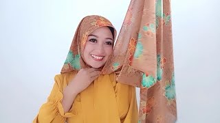 Tutorial Hijab Pashmina Simple 2021 Motif Bunga