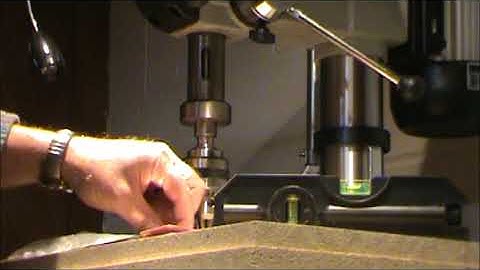 Klutch Model 49383 13 Inch 16 Speed Standing Drill Press Wedge Review 05