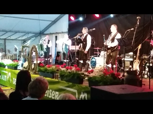 Kastelruthenspatzen Tränen der Dolomiten (live 50 jahre Bauernjugenfest Kastelruth) class=