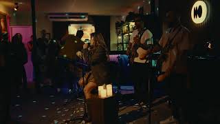 Mila Egred - Corazón Agradecido (Live Amores Sospechosos)