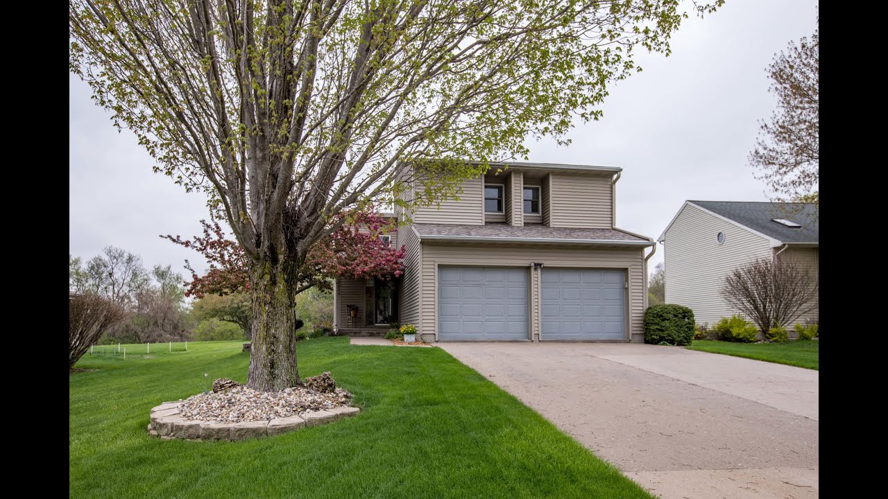 Homes for sale 2228 FAREWAY DR, Muscatine, IA 52761 YouTube