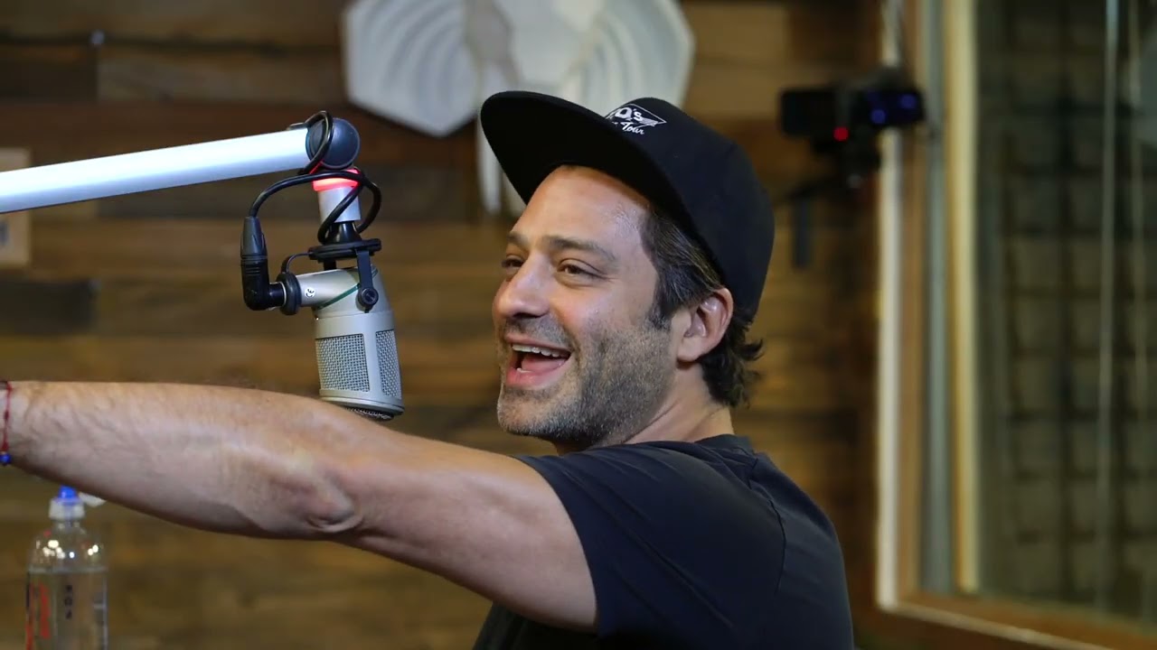 ¿A qué integrante de OV7 cambiaría Ari Borovoy? 😅 #LaCaminera