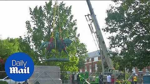 Crowd cheers as Confederate statue is removed from Charlottesville